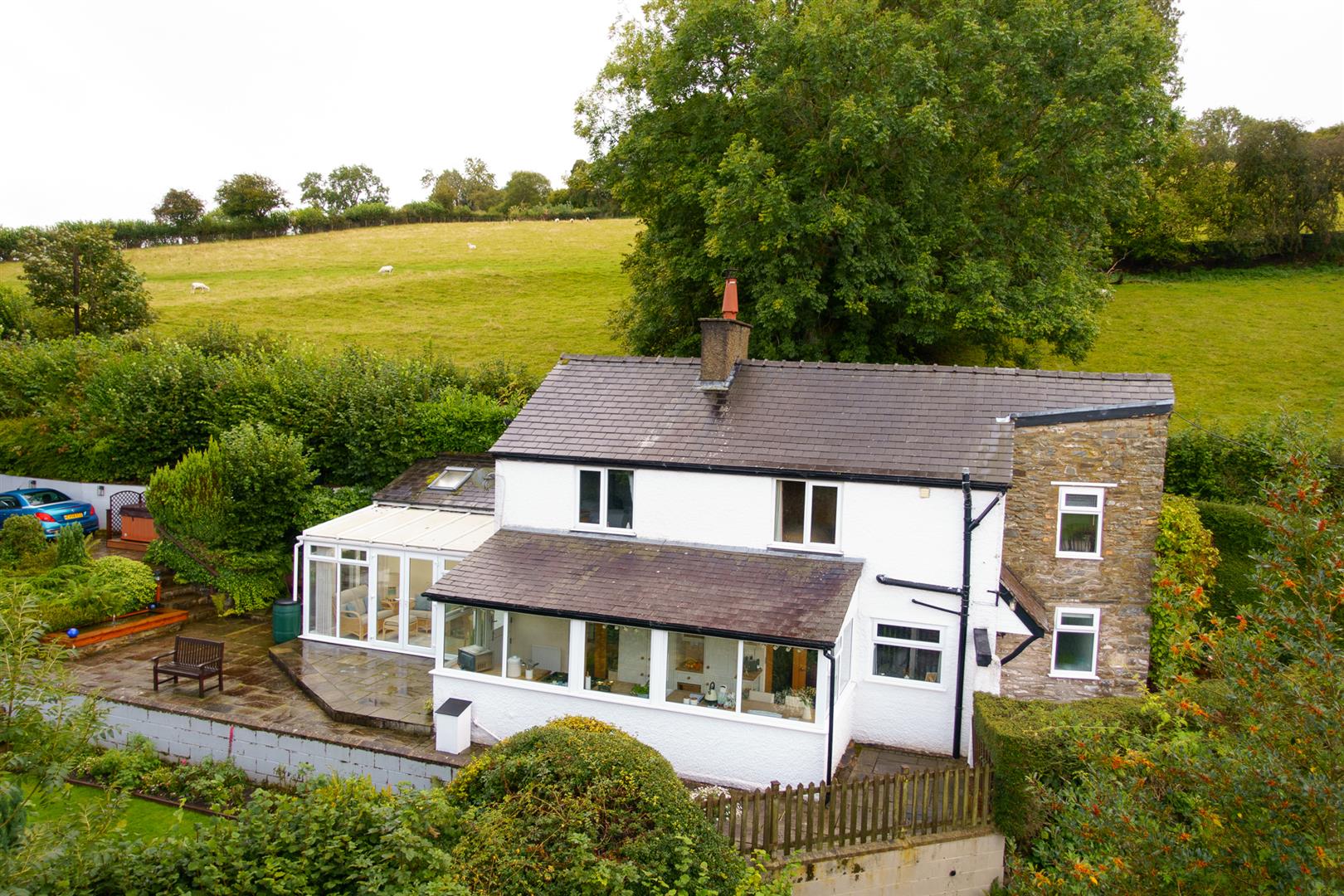 Ty Gwyn, Llwynmawr, Llangollen, LL20 7BE Estate Agents & Auctioneers